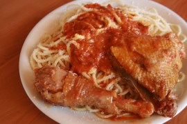 rooster in tomato sauce